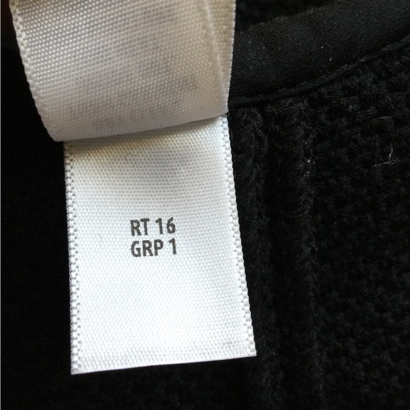 St. John skirt NWT - Picture 7 of 10